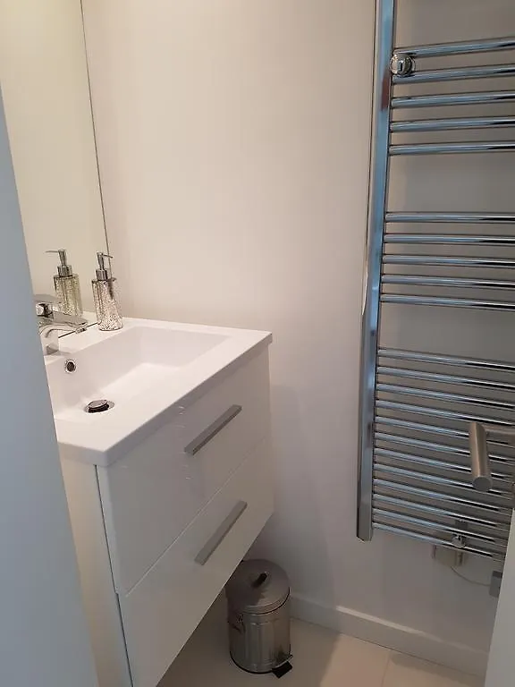 R.D.V. Duplex Nice Center Apartment