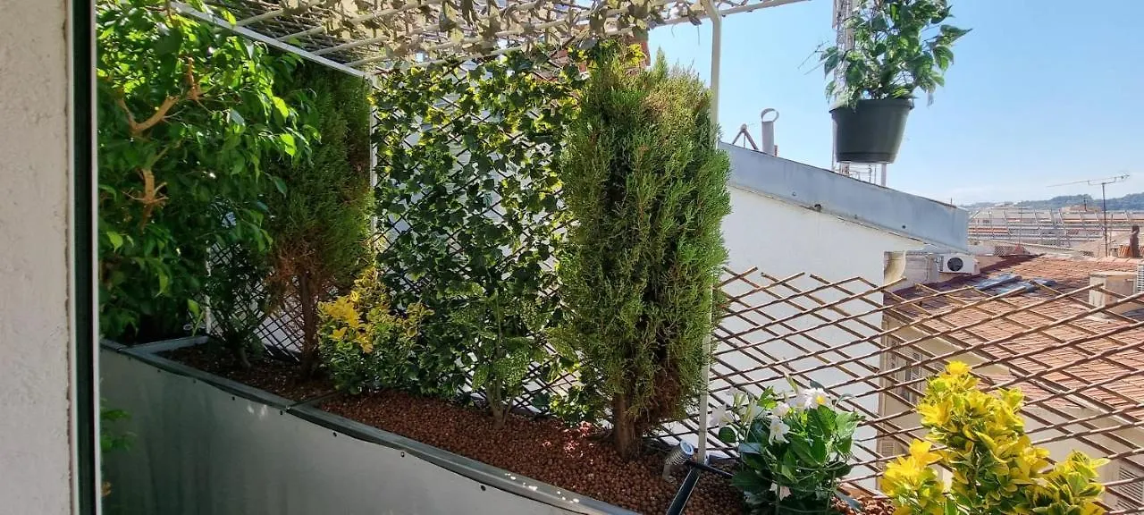 R.D.V. Duplex Nice Center